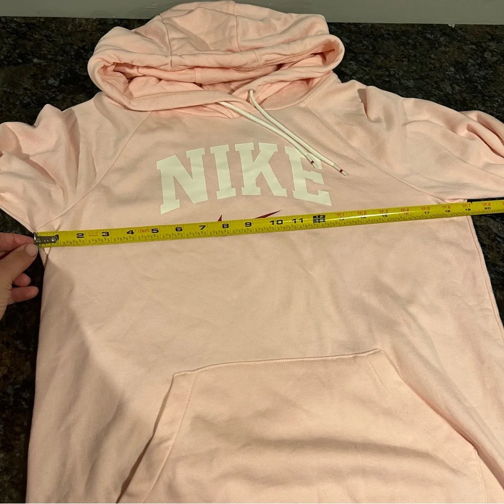 Nike Pink Center Swoosh Women’s Hoodie Sweatshirt EUC XS
